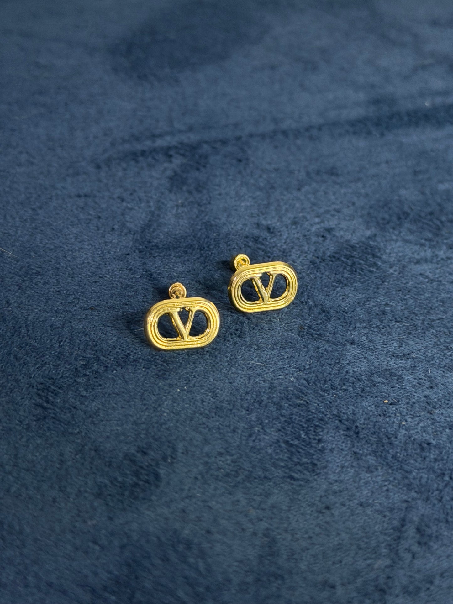 Aretes Valentino