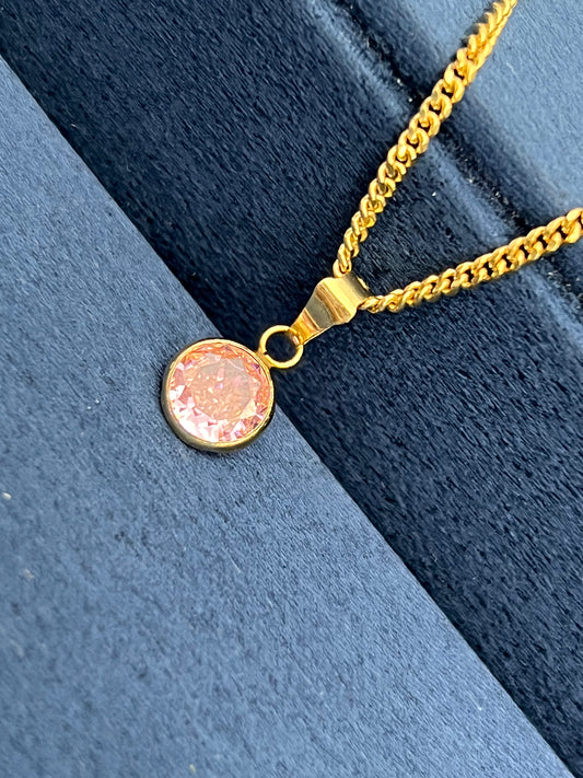 Dije estilo espinela rosa