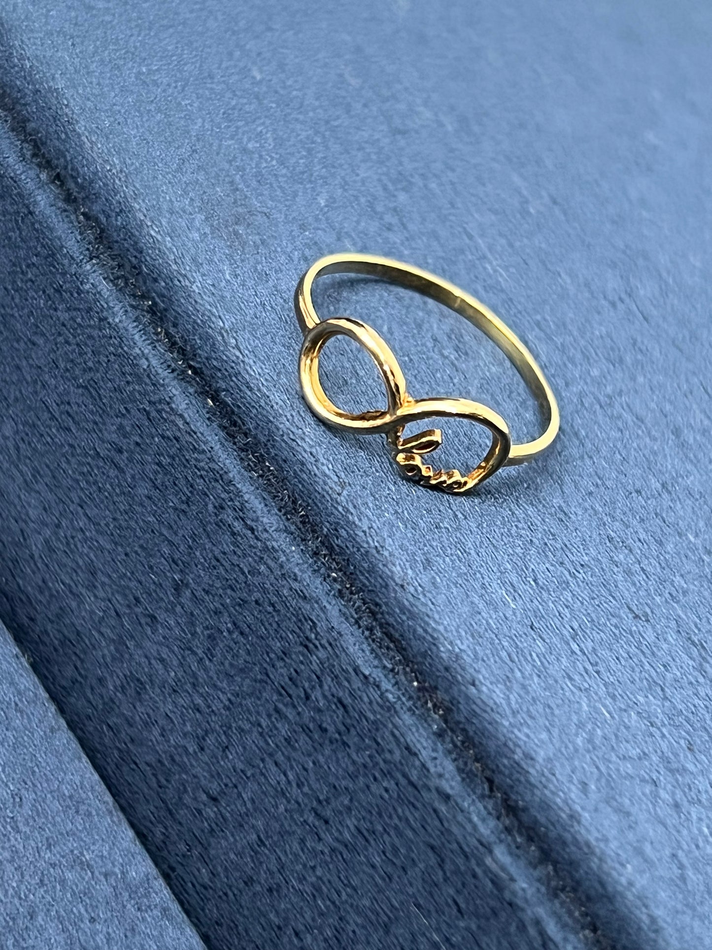Anillo de amor infinito