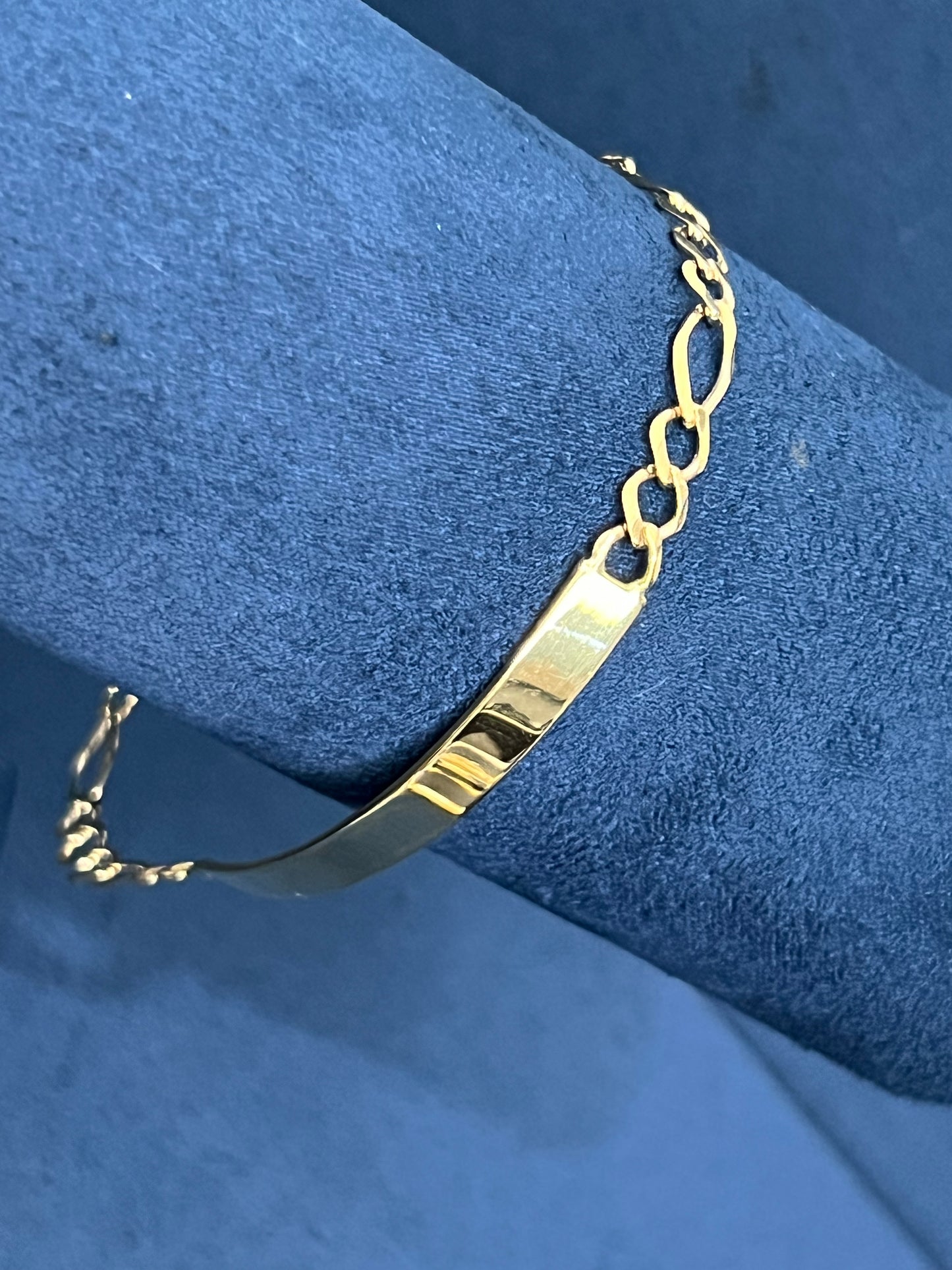 Esclava cartier
