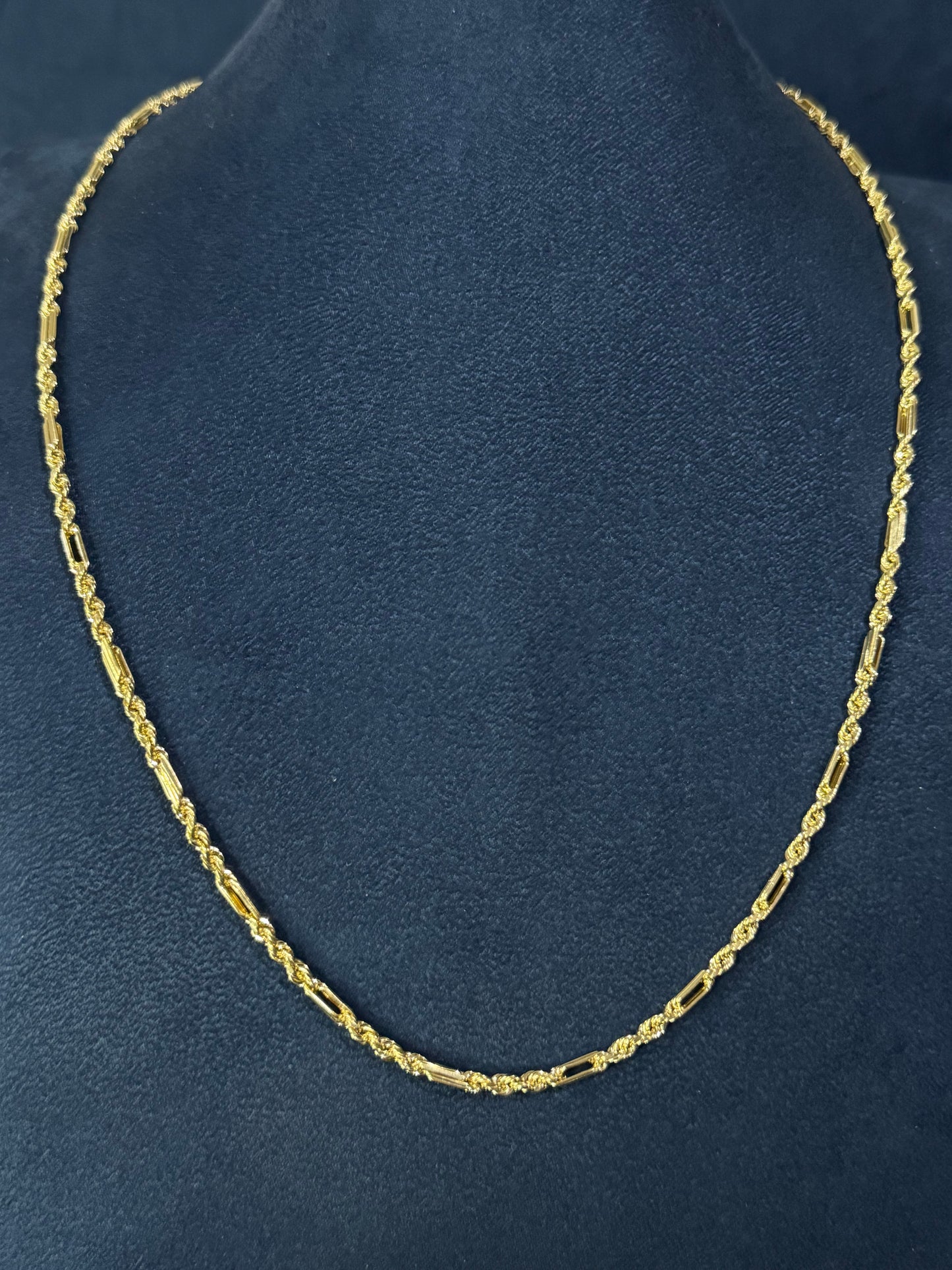 Cadena torzal fígaro