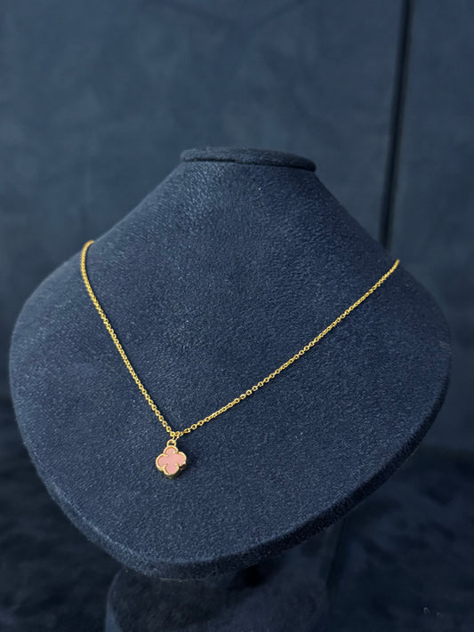 Gargantilla Van Cleef rosa