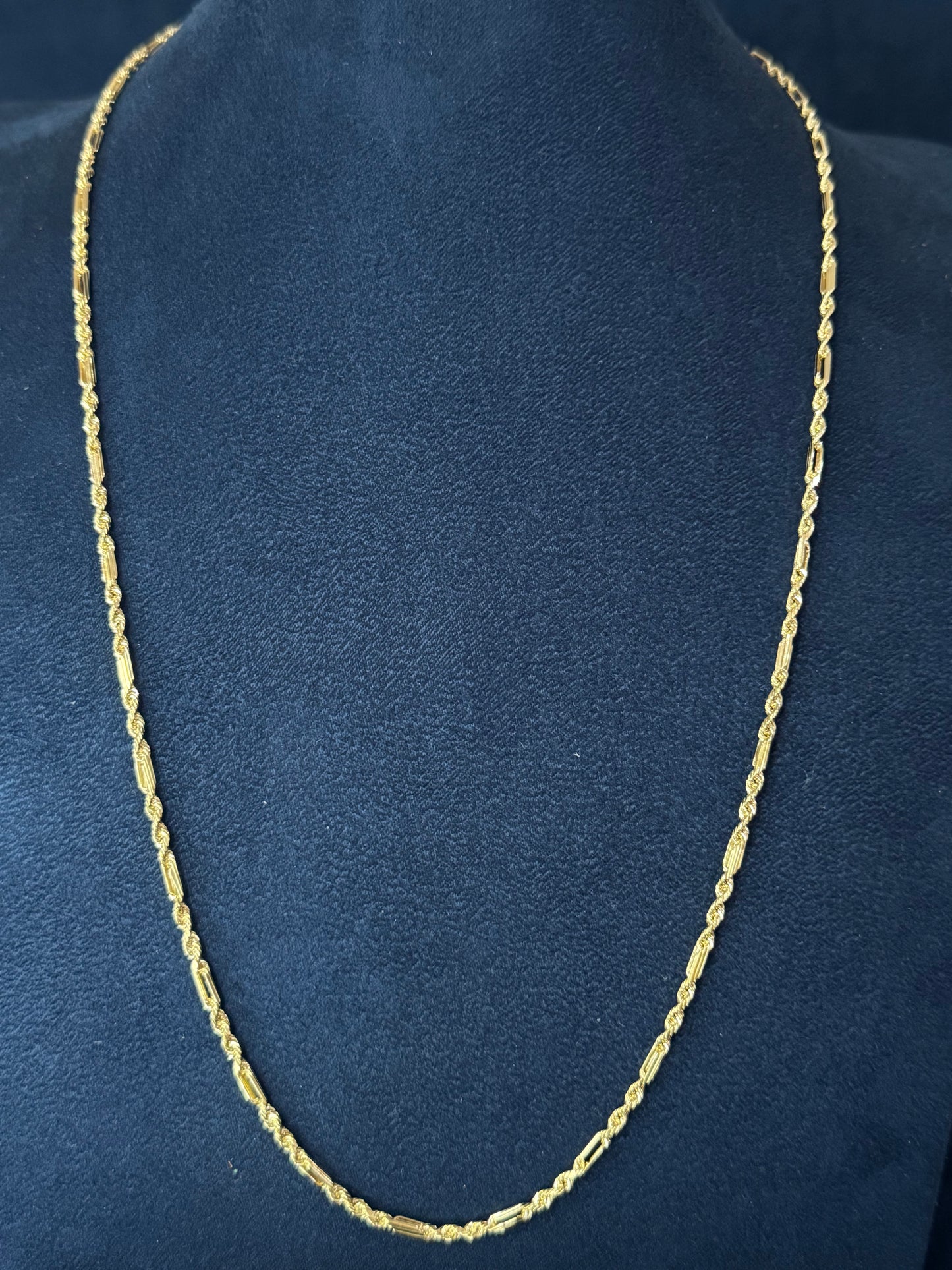 Cadena torzal fígaro