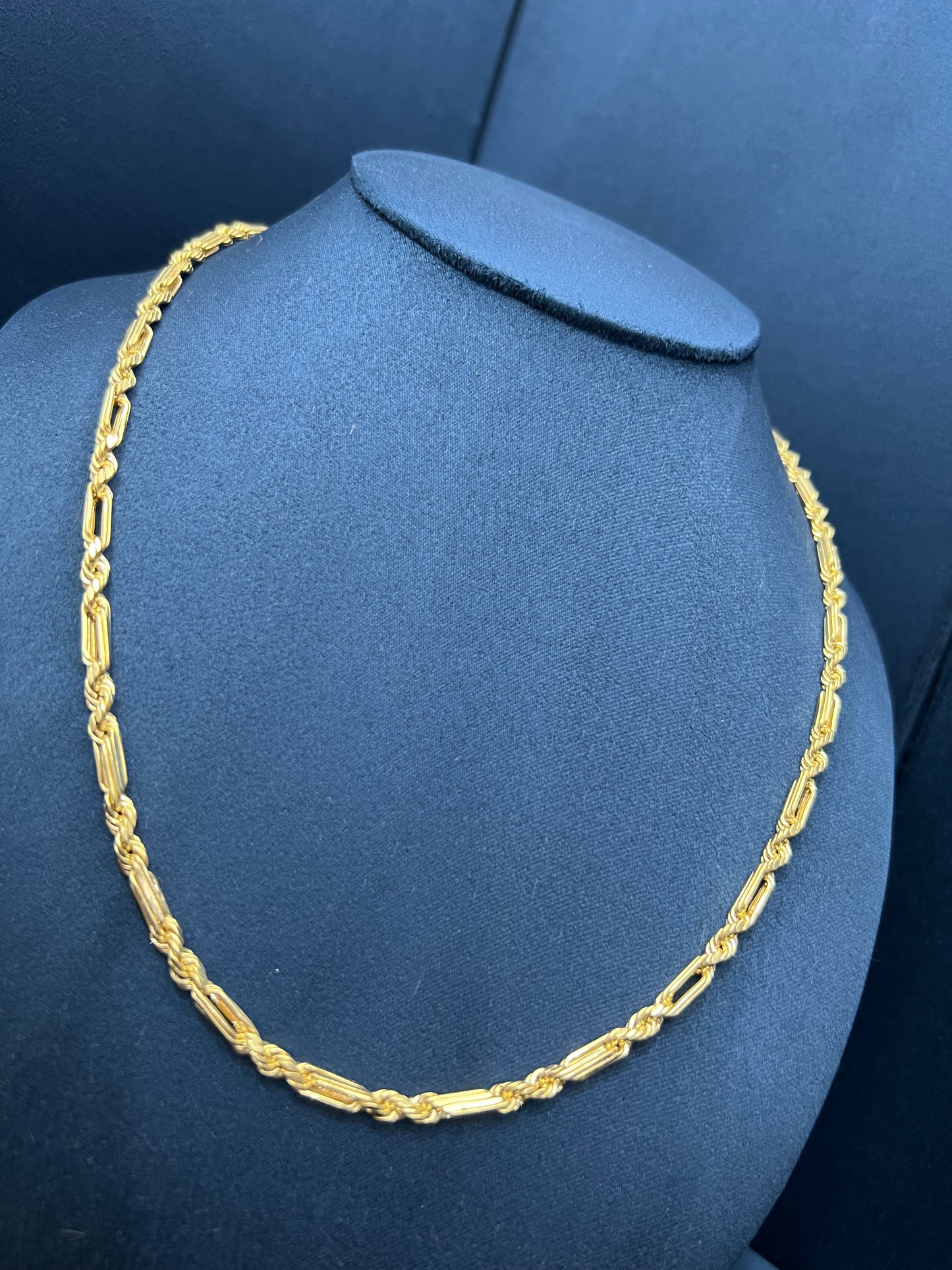 Cadena fígaro