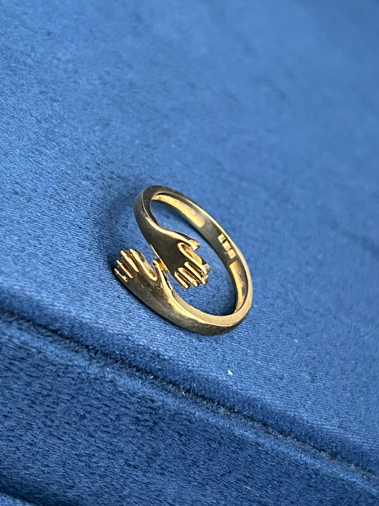 Anillo de manos
