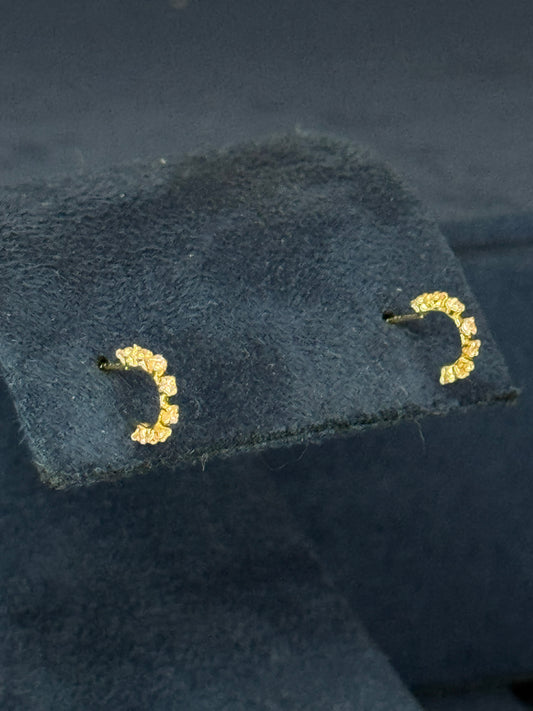 Aretes broquel tipo Huggies