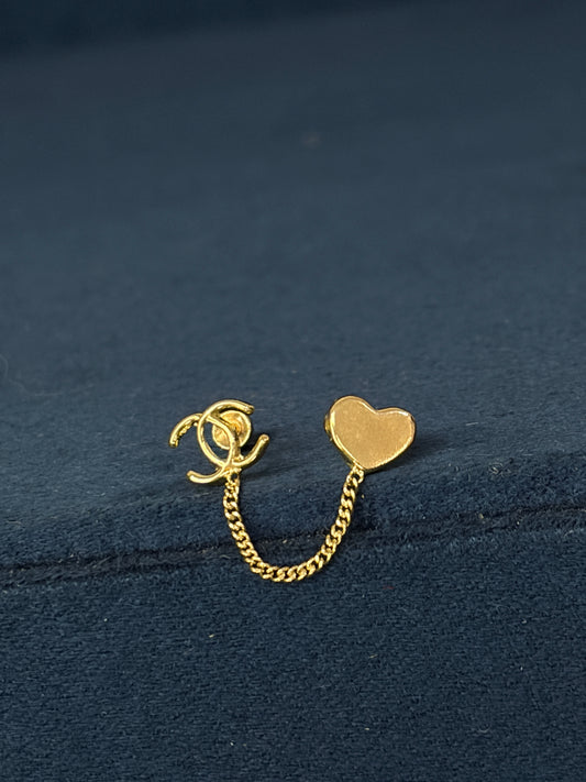 Aretes de cadena Chanel con corazón