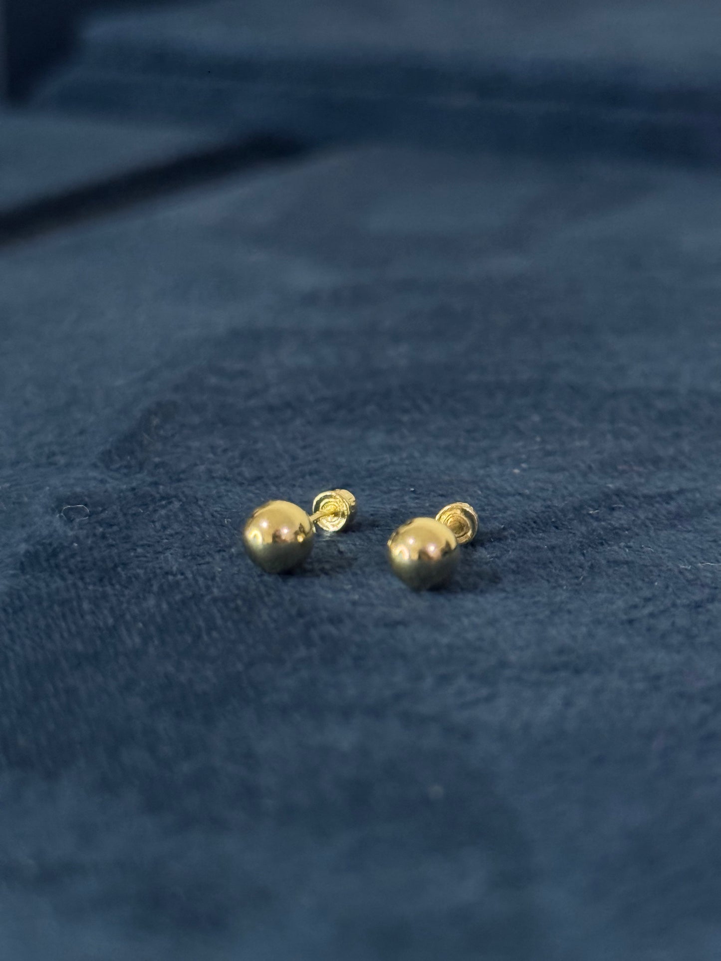 Aretes de bolita